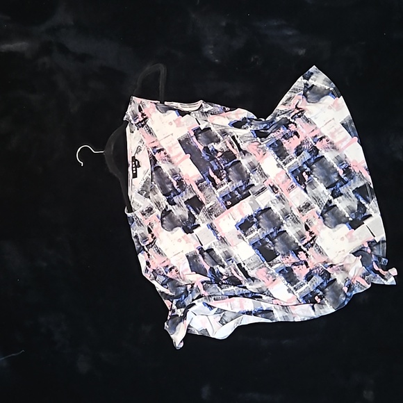 RARE DKNY One Shouler Asymmetrical Geometric Watercolor Print Top - Picture 4 of 4